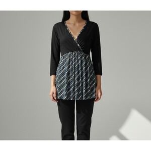 Suzie in the City Womens M Black Geometric Faux Wrap Tunic 3/4 Sleeve